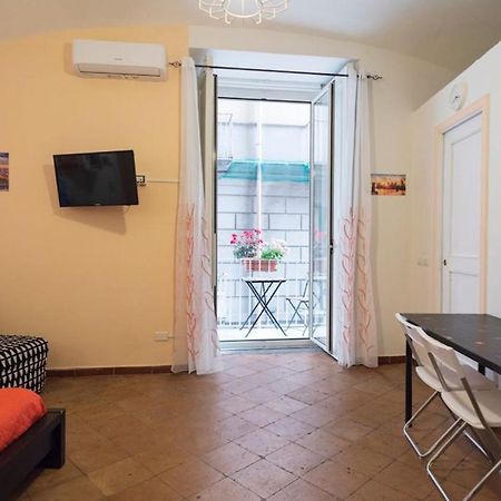 Napoli Centro Apartment A Balcony In The Heart Of Neapol Zewnętrze zdjęcie