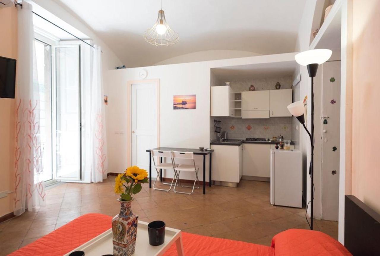 Napoli Centro Apartment A Balcony In The Heart Of Neapol Zewnętrze zdjęcie